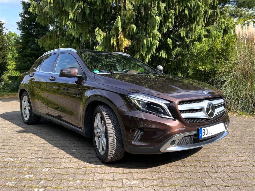 Bild des Angebotes Mercedes-Benz GLA 220 d 4MATIC DCT - Urban
