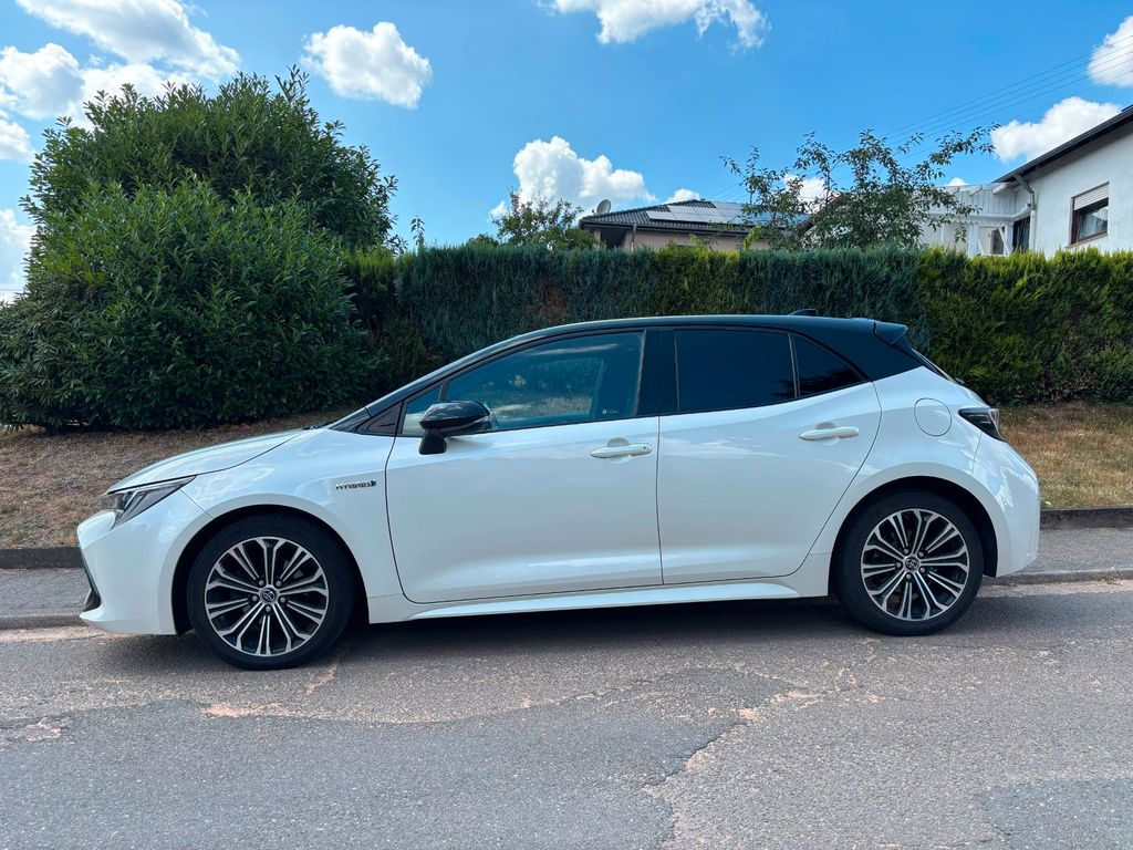 Bild des Angebotes Toyota Corolla 1,8 Hybrid Club Club