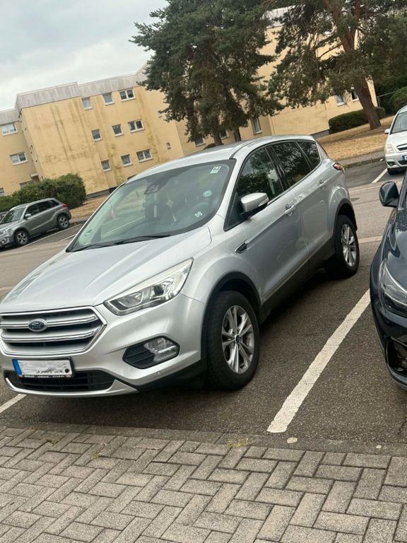 Ford Kuga 1,5 TDCi 4x2 88kW Titanium Titanium
