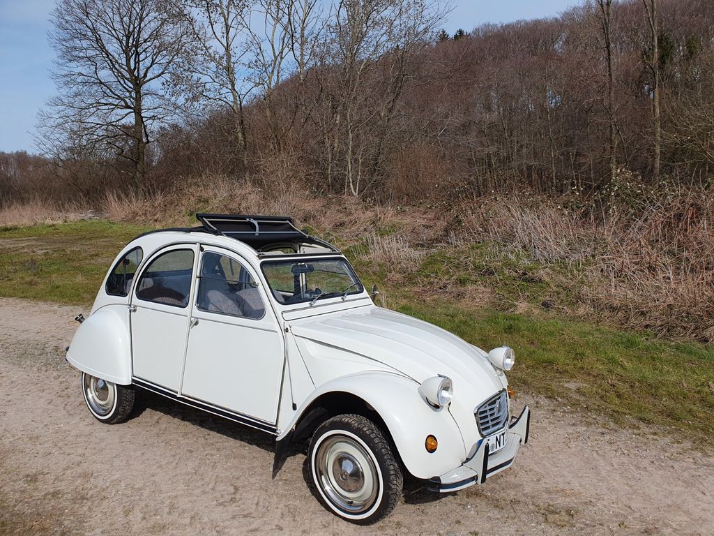 Bild des Angebotes Citroën 2 CV6+UNRESTAURIERTER ORIGINALZUSTAND+1. CHASSIS