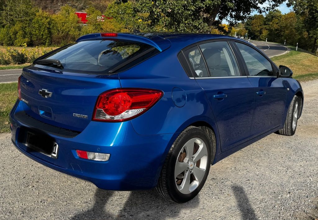 Bild des Angebotes Chevrolet Cruze 1.8 Hatchback LTZ AHK Rückfahrk. 10-Navi