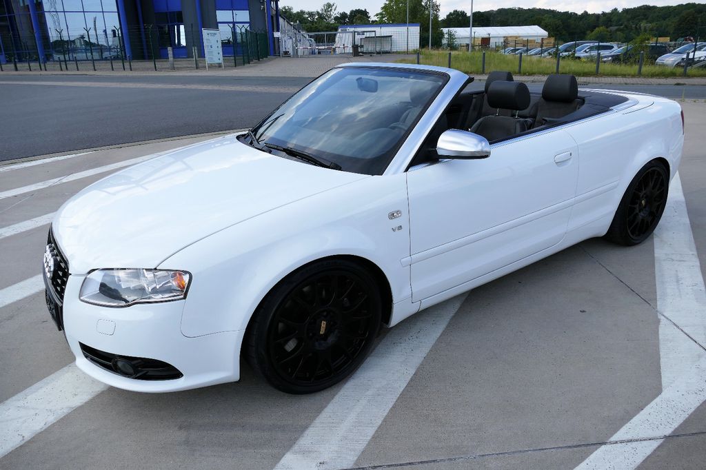Bild des Angebotes Audi S4 4.2 V8 quattro Cabriolet NAVI LEDER BBS