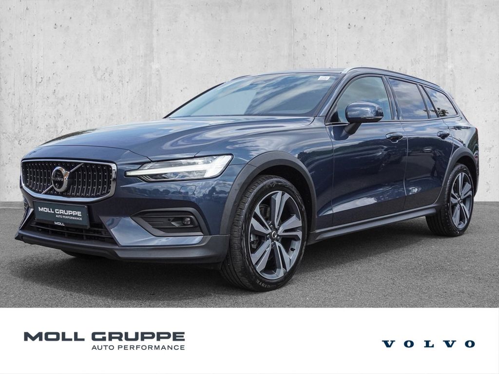 Bild des Angebotes Volvo V60 Cross Country B4 D AWD Ultimate Bright AHK