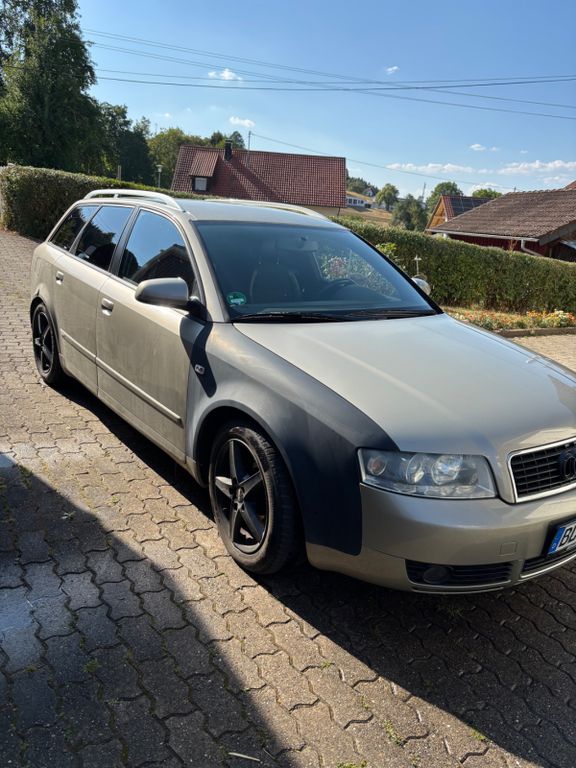 Bild des Angebotes Audi A4 2.5TDI 132kW quattro Avant -