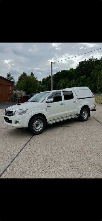 Toyota Hilux Double Cab Comfort 4x4