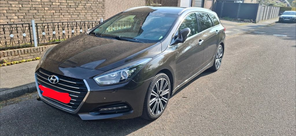Bild des Angebotes Hyundai i40 1.7 CRDi 104kW blue  DCT Premium