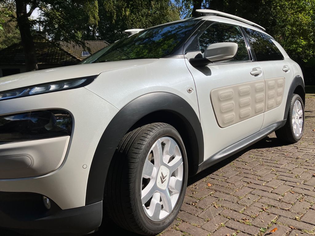 Bild des Angebotes Citroën Traumzustand! Citroën C4 Cactus 1.6 BlueHDi