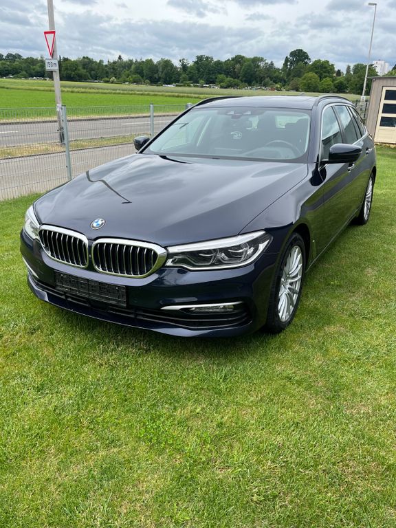 Bild des Angebotes BMW 540d xDrive Touring A -Head Up,TV,Panorama,LED