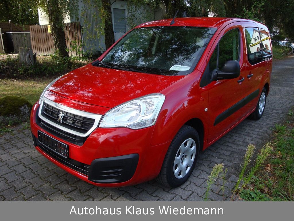 Bild des Angebotes Peugeot Partner Tepee Active PureTech 110 - 2.Hd./72 TKM