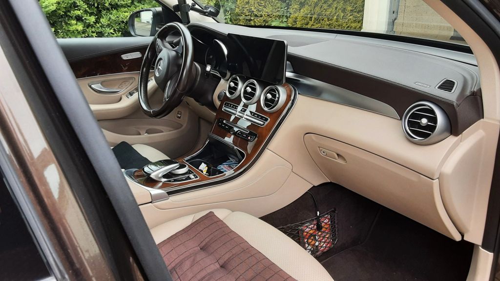 Bild des Angebotes Mercedes-Benz GLC 250 d 4MATIC EXCLUSIVE Autom. EXCLUSIVE