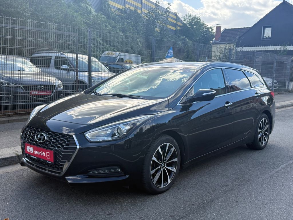 Bild des Angebotes Hyundai i40 cw Space AUTOMATIK-TÜV NEU-SCHECKHEFT