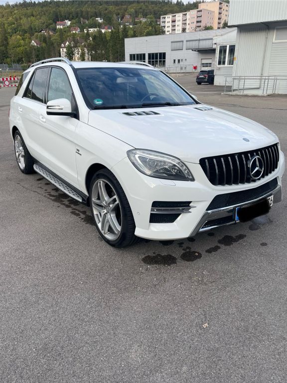 Bild des Angebotes Mercedes-Benz ML 350 BlueTEC 4MATIC - AMG