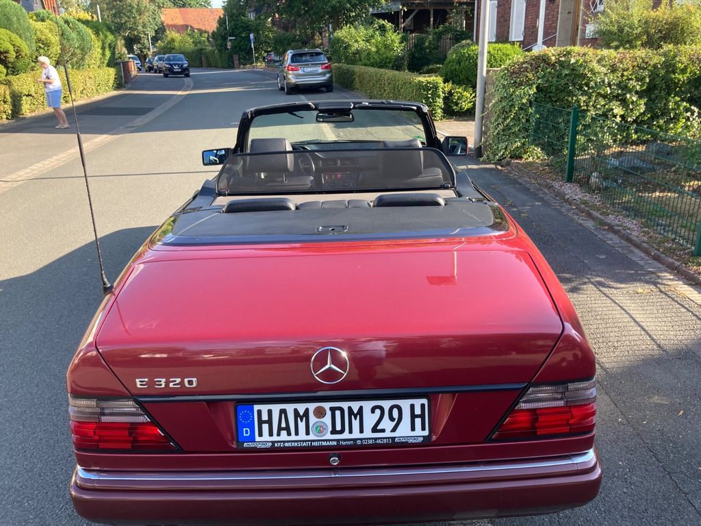 Bild des Angebotes Mercedes-Benz E 320 E 320