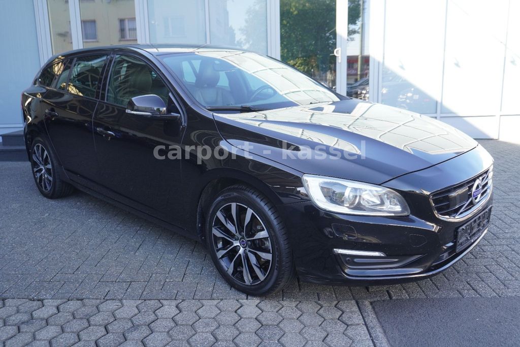 Bild des Angebotes Volvo V60 Kombi Linje Svart