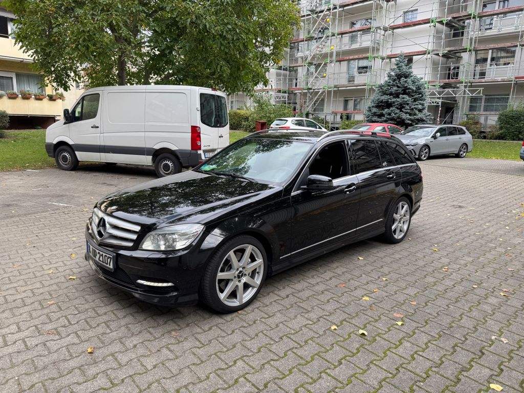 Bild des Angebotes Mercedes-Benz S204 C350 T-Modell