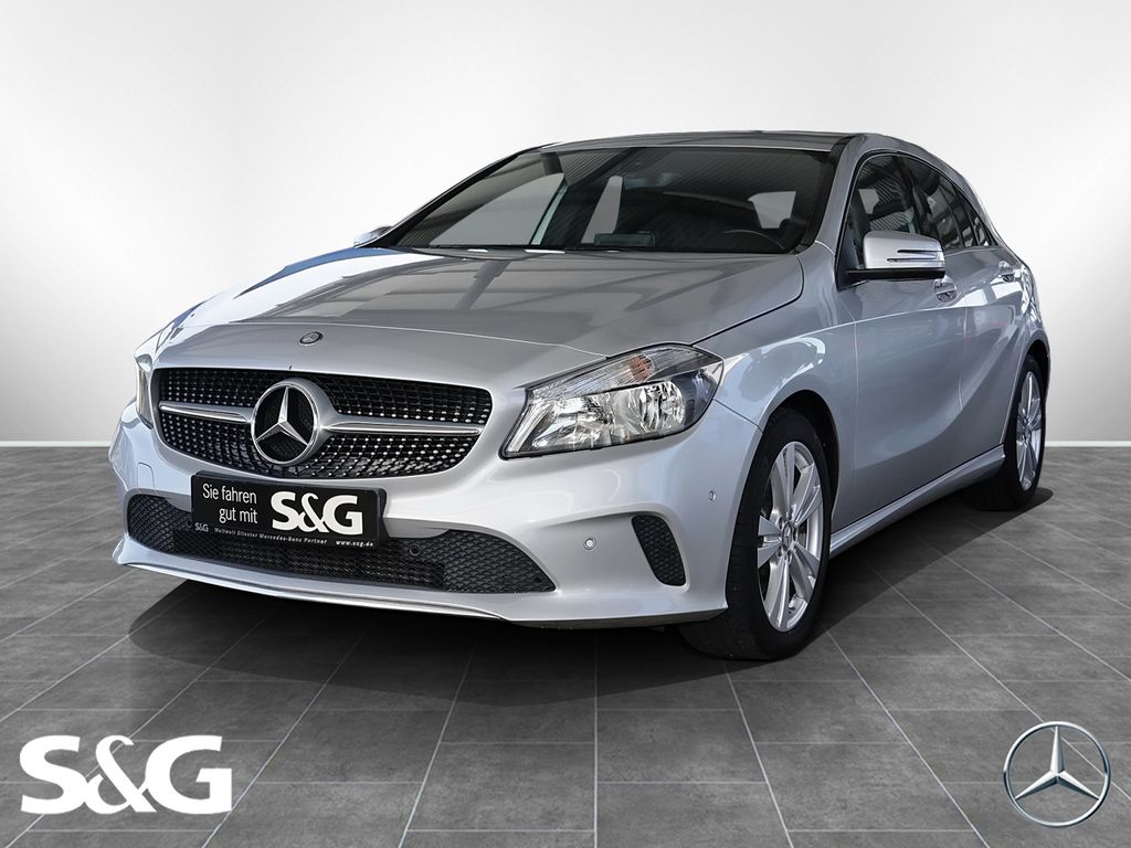 Bild des Angebotes Mercedes-Benz A 180 Urban NAVIGATION+TEMPOMAT+PARK-PILOT+17"