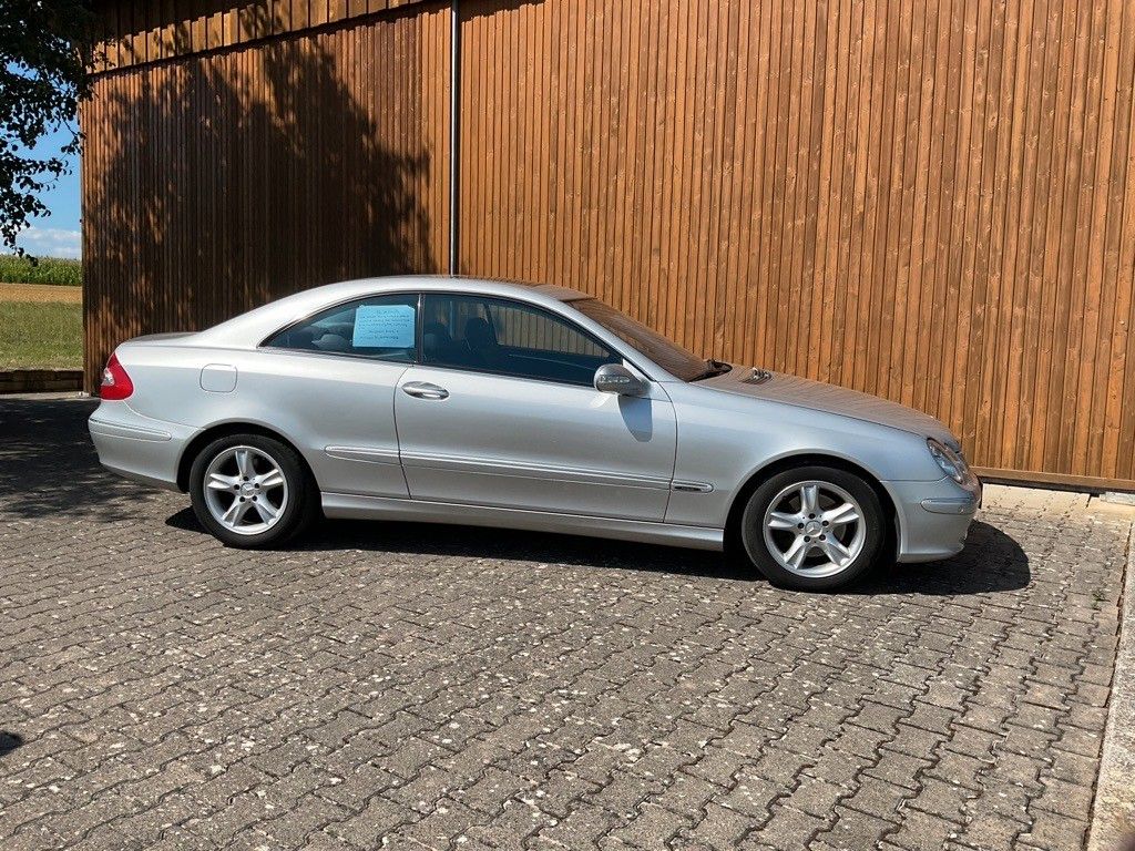 Bild des Angebotes Mercedes-Benz CLK 270 CDI AVANTGARDE