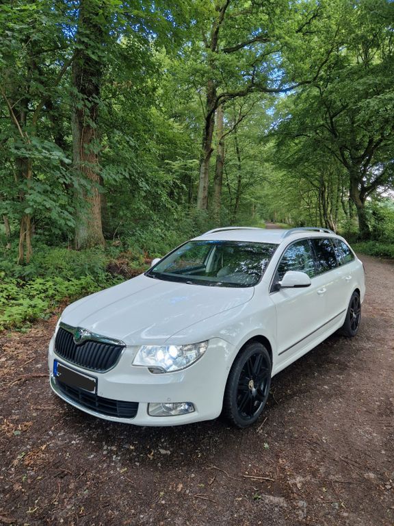 Bild des Angebotes Skoda Superb 1.8 TSI DSG Elegance Combi Elegance