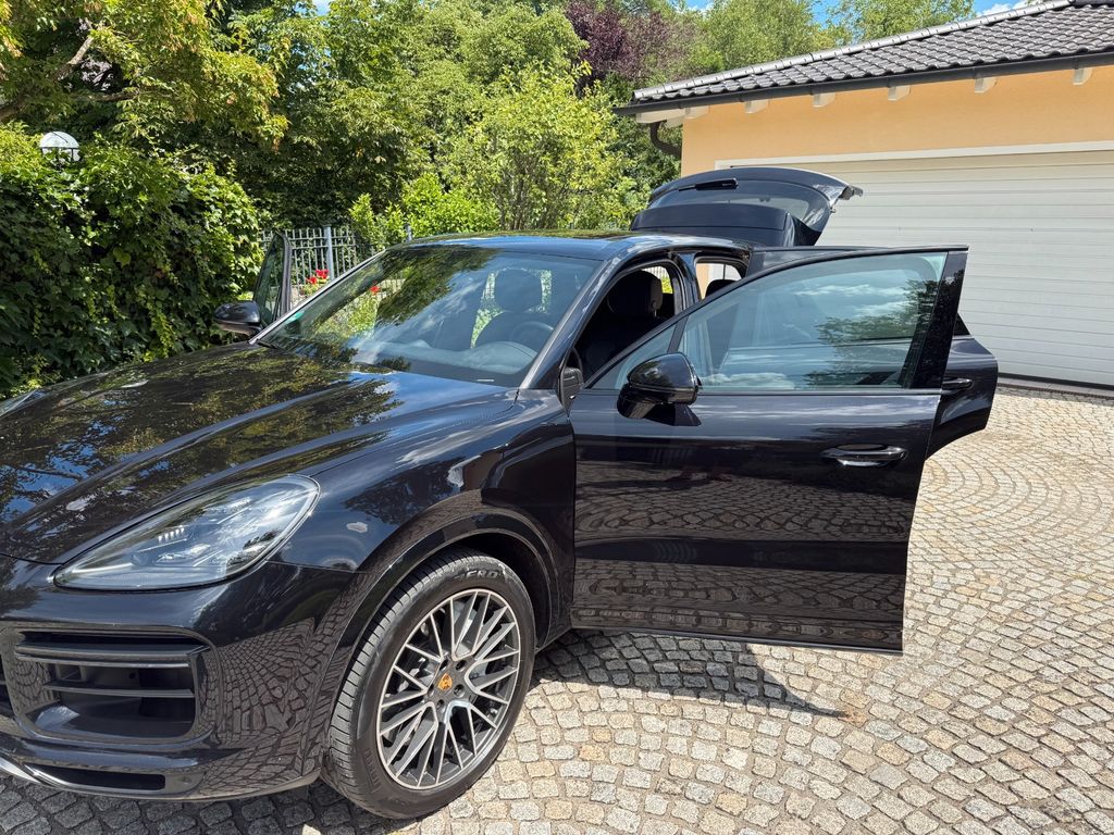 Bild des Angebotes Porsche Cayenne Turbo Matrix*Hinterachslenkung*Garantie