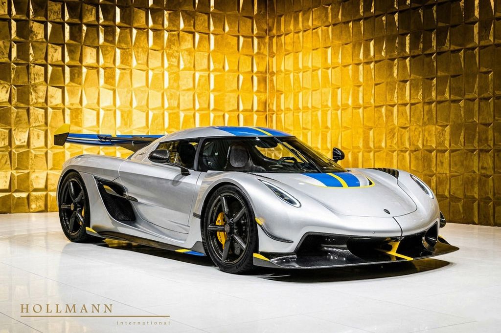 Bild des Angebotes Koenigsegg Jesko Attack + Carbon Fibre + Bespoke +