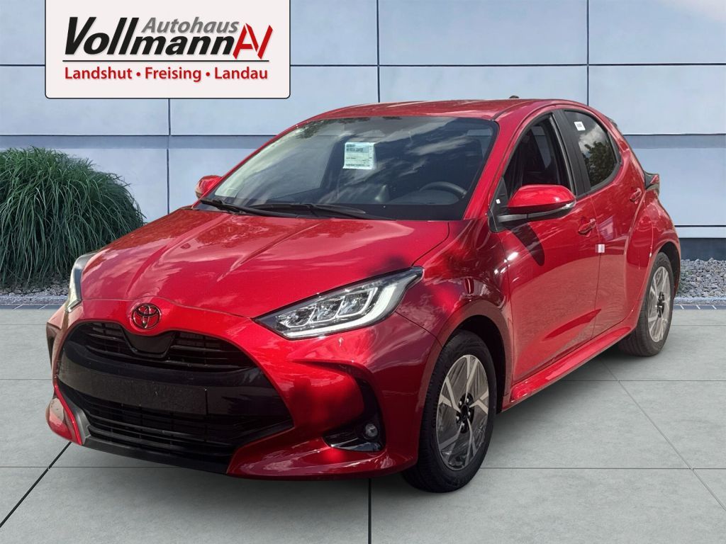 Bild des Angebotes Toyota Yaris Hybrid 116 1.5 VVT-i Teamplayer