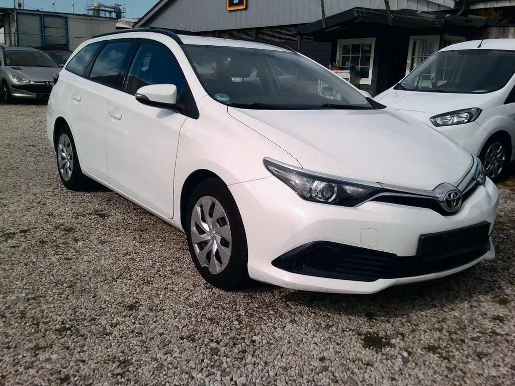 Bild des Angebotes Toyota Auris 1.33 Touring Sports Cool PDC