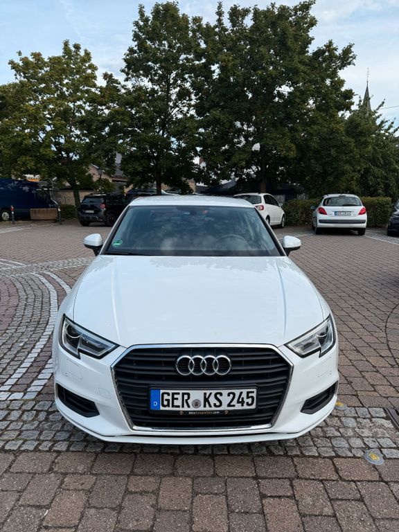 Bild des Angebotes Audi A3 35 TFSI S tronic - Topzustand - wenig KM