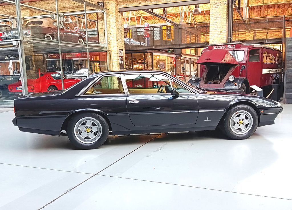 Bild des Angebotes Ferrari 412i - Schweizer Modell mit 5Gang-Schaltgetriebe