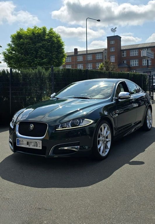Bild des Angebotes Jaguar XF 3.0 V6 Carplay Kamera Allwetter, wie neu
