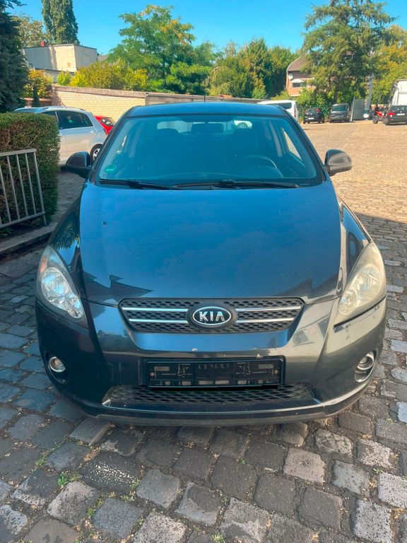 Bild des Angebotes Kia cee'd TÜV 1. Hand