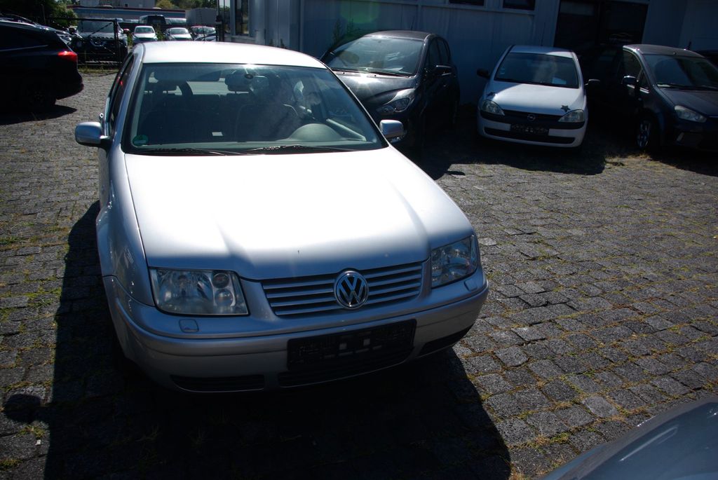 Bild des Angebotes Volkswagen Bora 1.6  Comfortline Automatik MKL an