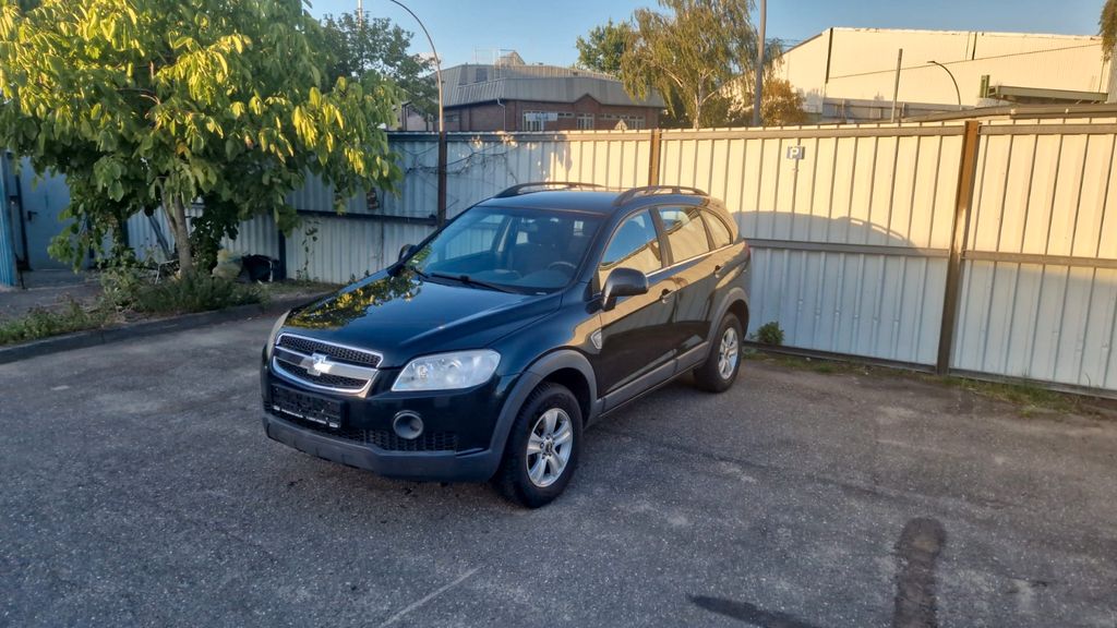 Bild des Angebotes Chevrolet Captiva 2.4 LS 2WD Klima
