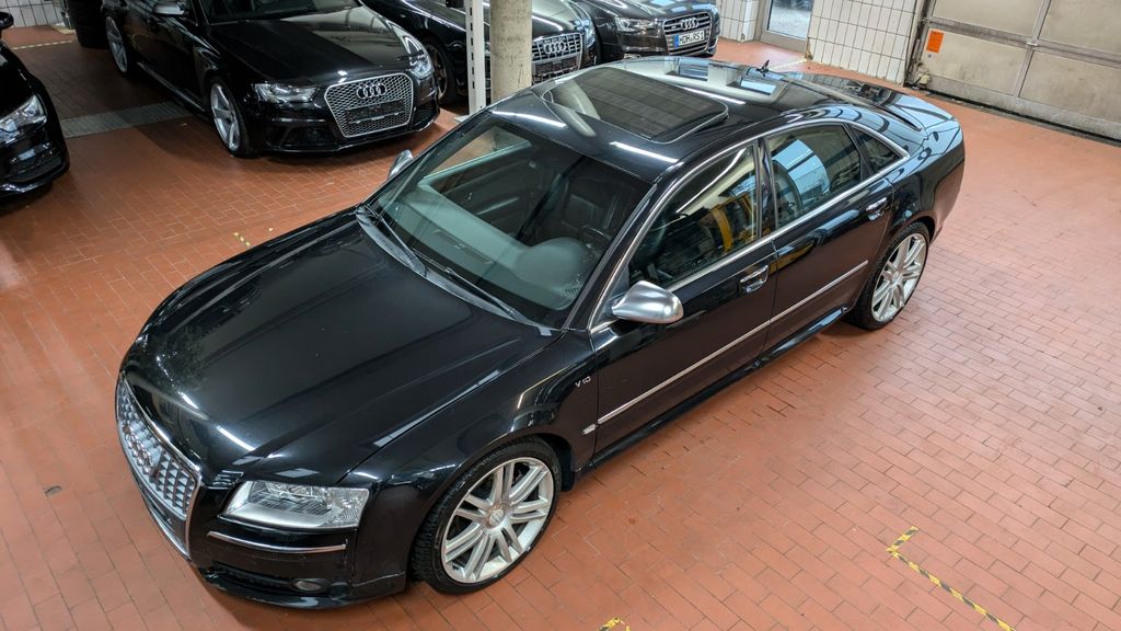 Bild des Angebotes Audi S8 5.2 Quattro BeDi Reinigung! AT Motor 141 tkm!