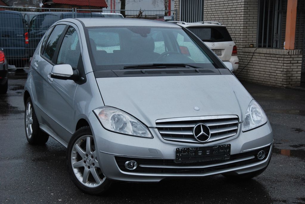 Bild des Angebotes Mercedes-Benz A 170 AUTOM Leder/ KLIMA/ 1HAND/Neu HU+AU/PDC