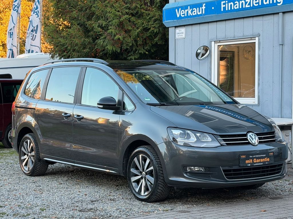 Bild des Angebotes Volkswagen Sharan 2.0 TDI DSG Black Style 4Motion*ACC*AHK