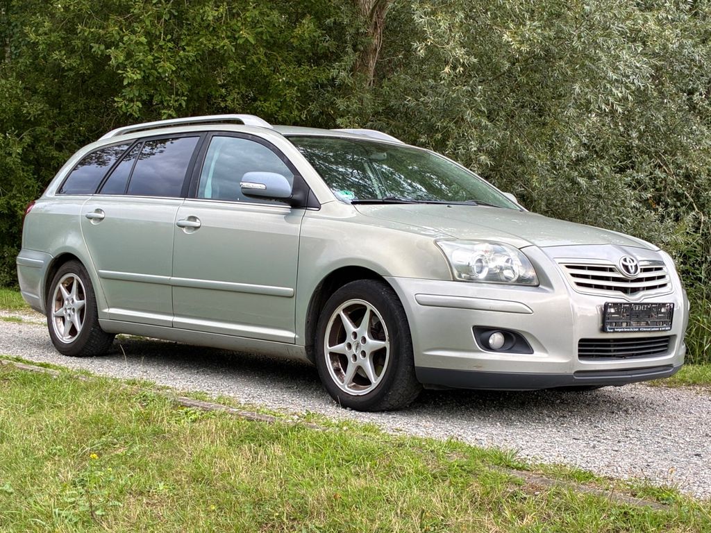 Bild des Angebotes Toyota Avensis 2.0l D-4D Tüv=10/2026 2.Hand! AHK! Euro4