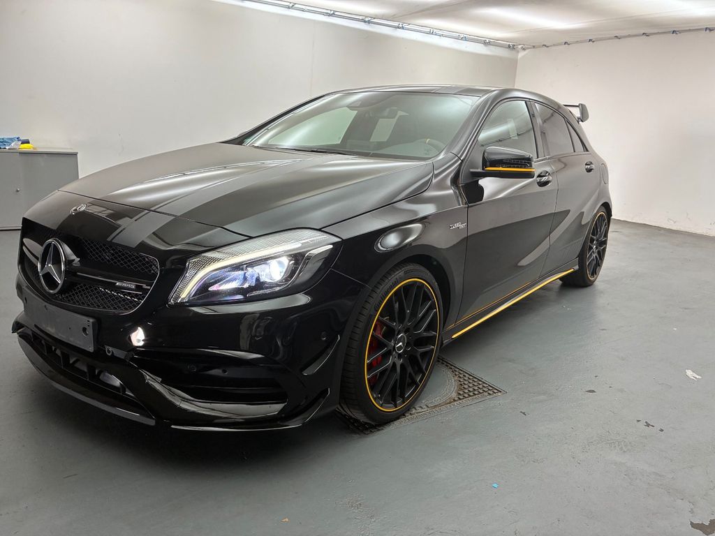 Mercedes-Benz A 45 AMG YELLOW NIGHT EDITION