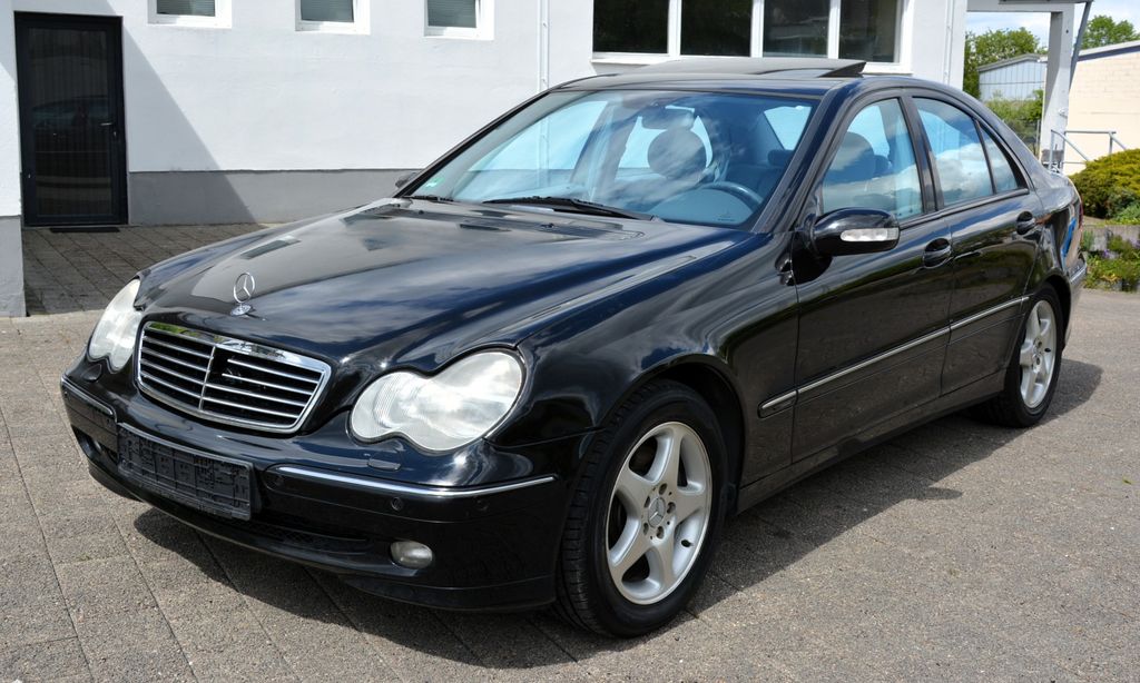 Bild des Angebotes Mercedes-Benz C 240 AVANTGARDE Xenon Navi Leder Kl-Automat PDC