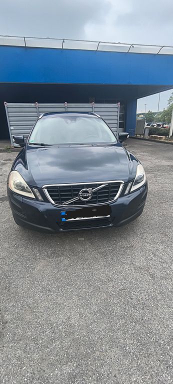 Bild des Angebotes Volvo XC60  Momentum 3.2 V6