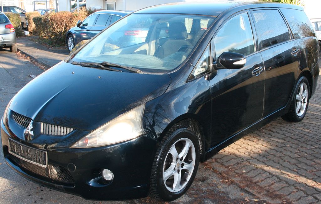 Mitsubishi Grandis 2.0 DI-D Intense 6-Sitzer