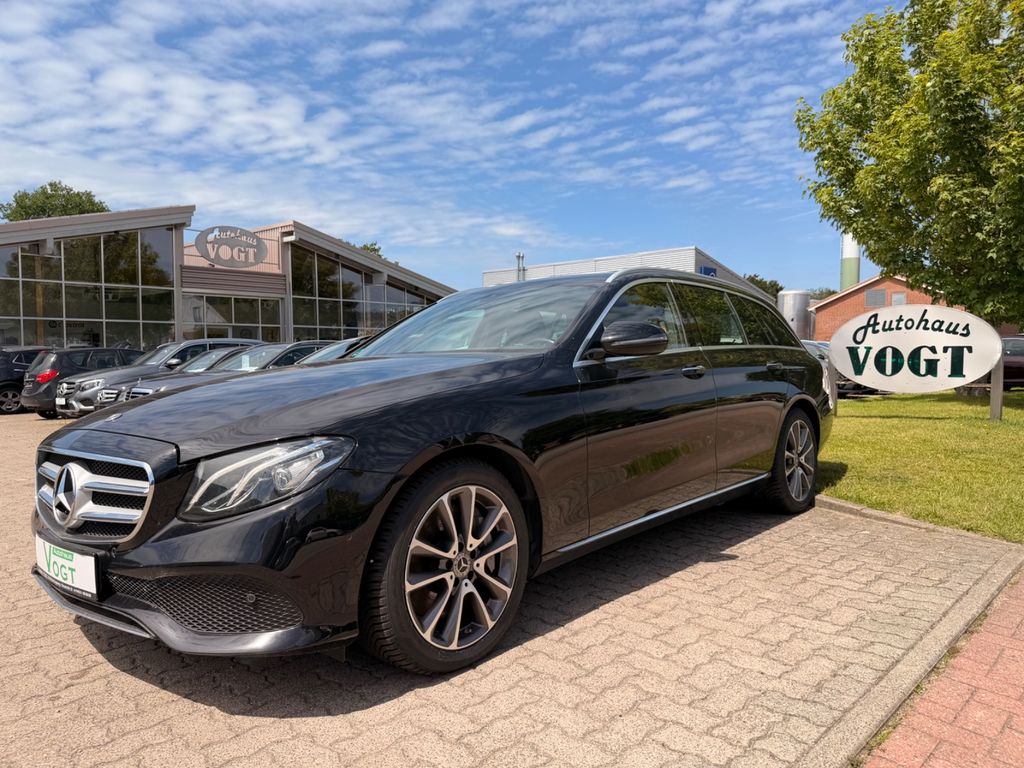 Bild des Angebotes Mercedes-Benz E 350 D T 4Matic Avantgarde V6 AHK/TEMP