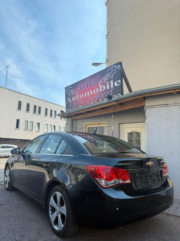 Bild des Angebotes Chevrolet Cruze Basis AUTOMATIK