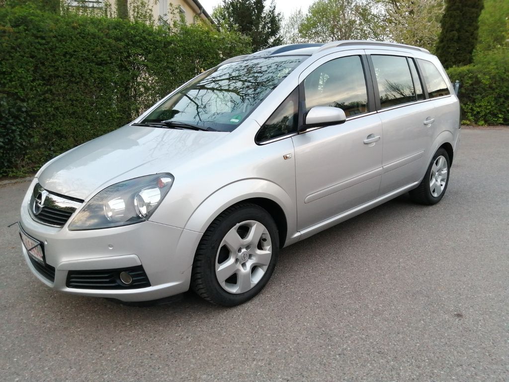 Bild des Angebotes Opel Zafira B Cosmo Panoramadach 7 SITZE