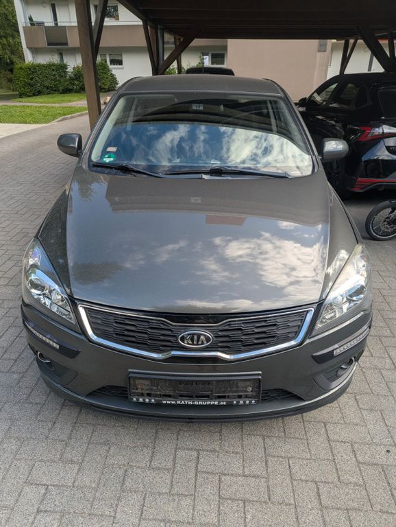 Bild des Angebotes Kia C'eed ED, 2/3 Türer, Dachbox
