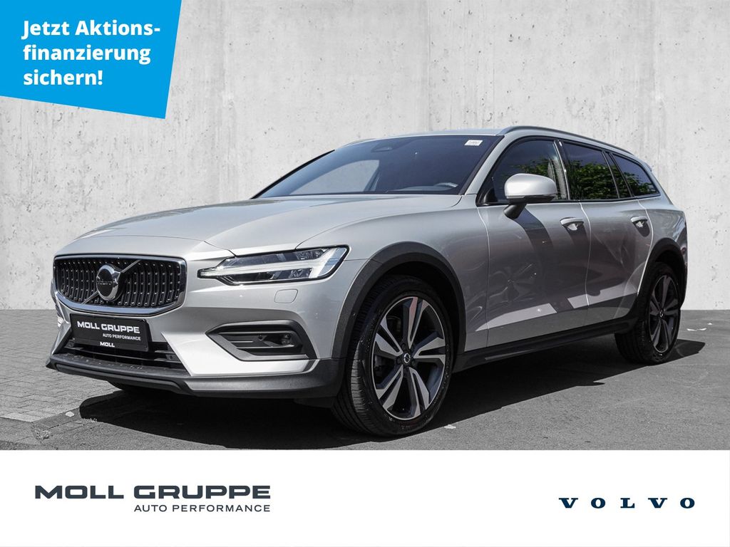 Bild des Angebotes Volvo V60 Cross Country B4 AWD Plus LED Harman/Kardon