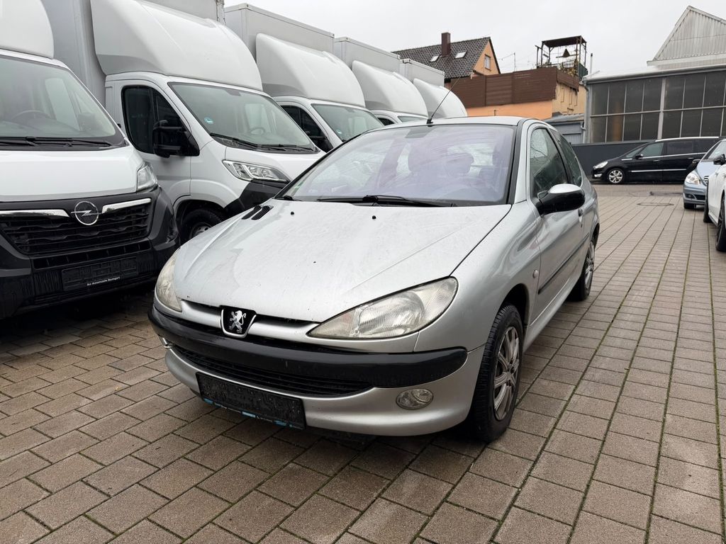 Bild des Angebotes Peugeot 206 1.6 Premium 110 Automatik TÜV 03.2027