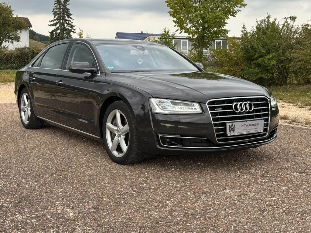 Audi A8 4.2 TDI Lang Quattro |1.Hand|Matrix|Chauffeur