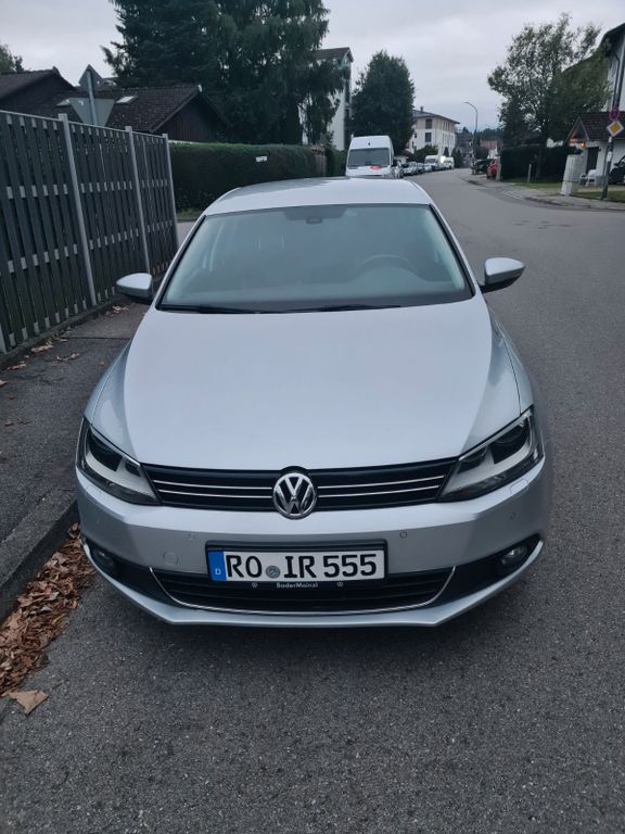 Bild des Angebotes Volkswagen Jetta 1.6 TDI DSG LIFE LIFE