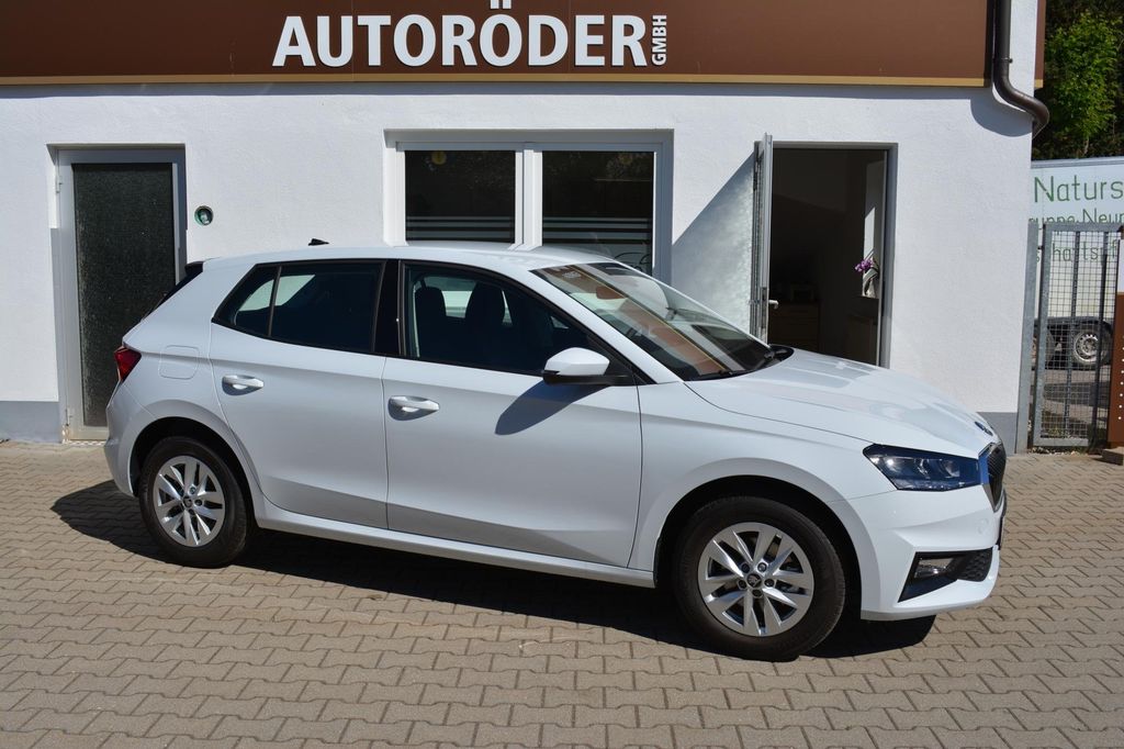 Bild des Angebotes Skoda Fabia (Drive Plus,DSG,Climatro.,Voll-LED,Kamera,
