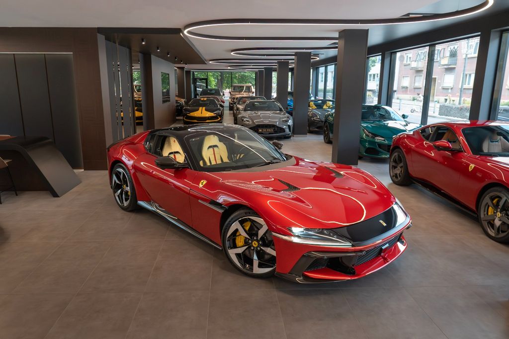 Bild des Angebotes Ferrari 12Cilindri Spider*Lift*Full Carbon*Daytona Seats